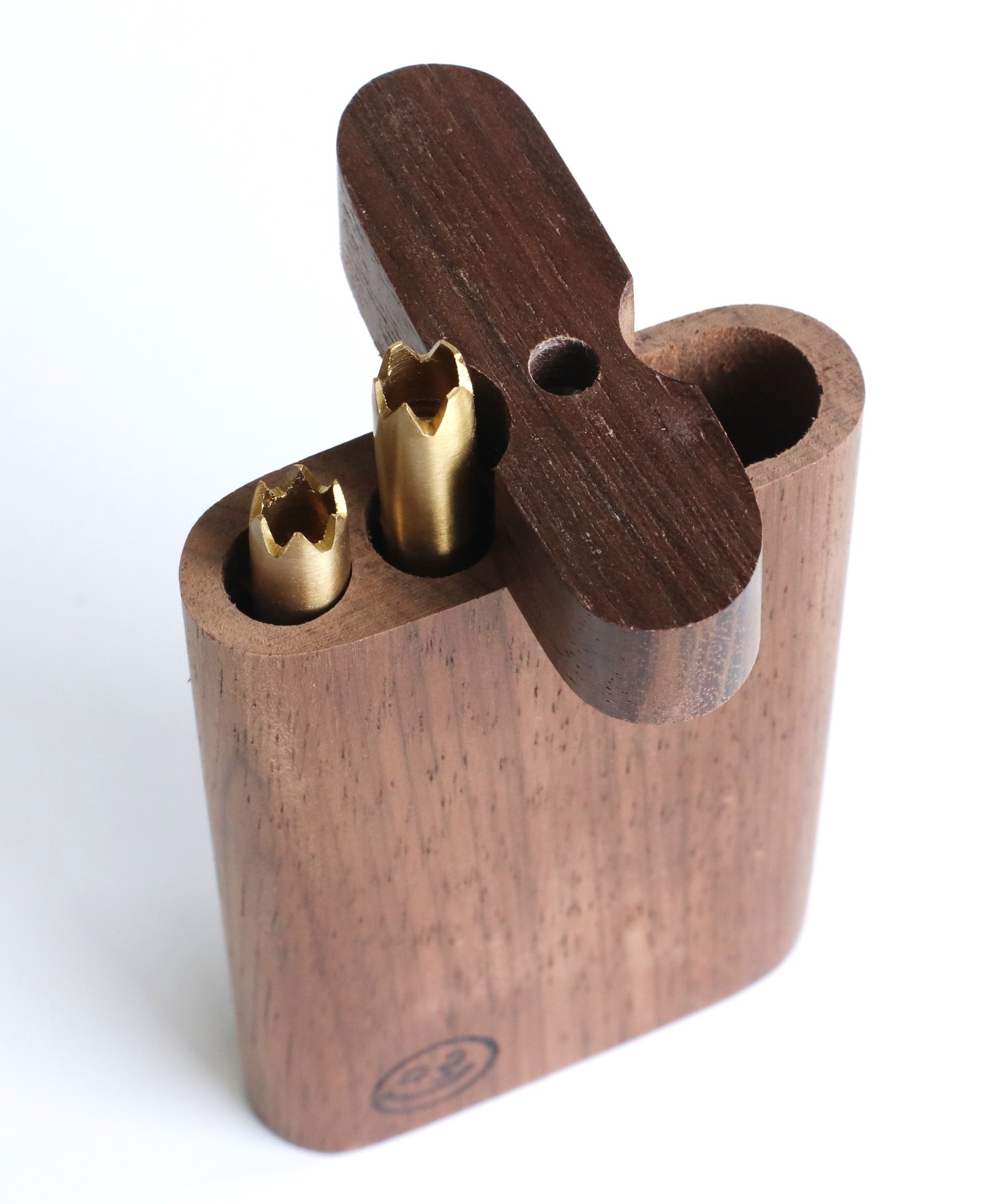 Best Dugout, Brass One Hitter, brass pipe, Cannabis, Dugout One Hitter, DugoutKing, dugouts, Glass pipe, Marijuana, One Hitter Pipes, Wood Dugout, Wood Pipe
