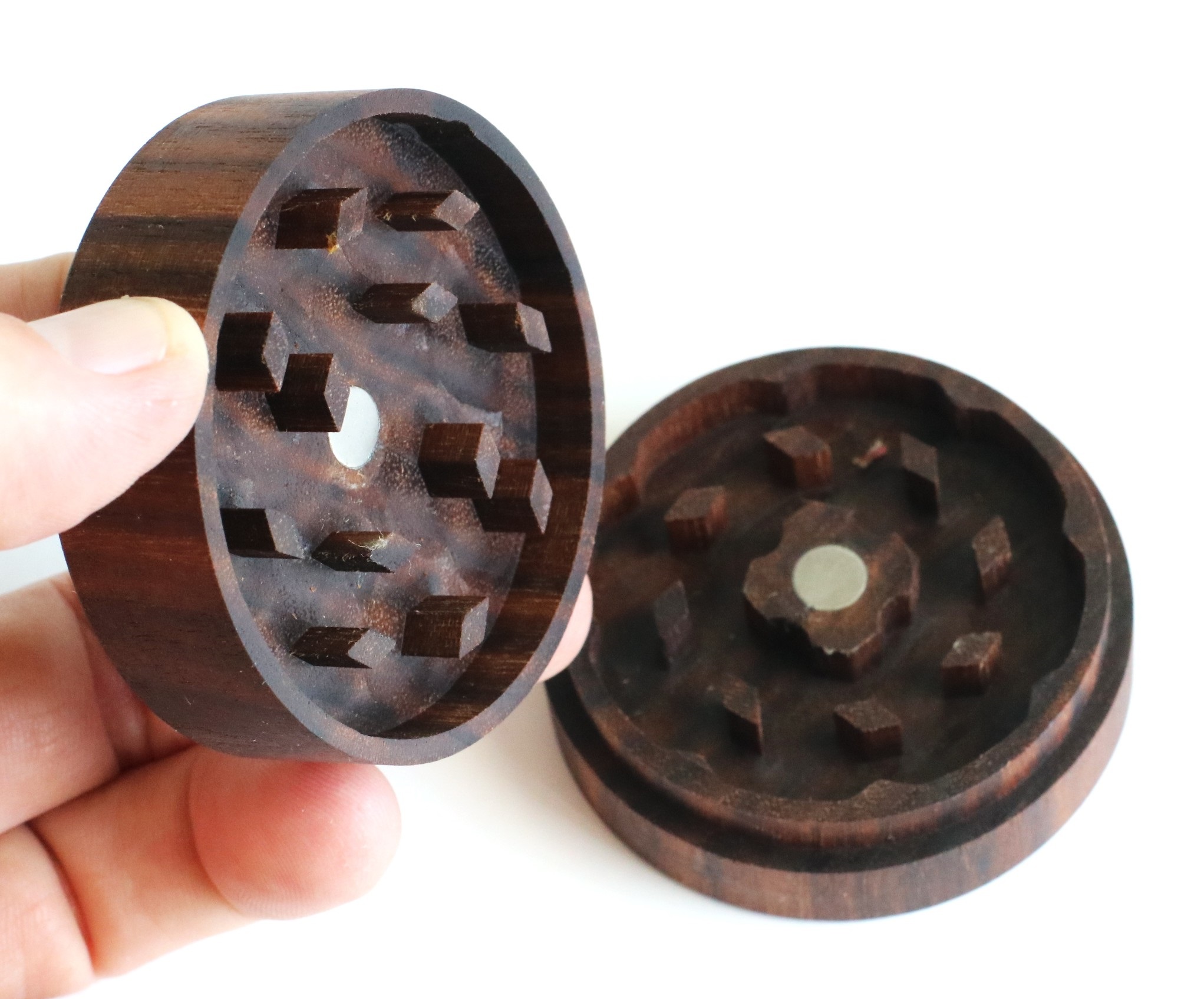 PRO420 Walnut Wood Grinder- 2 Piece simple easy to use herb grinder