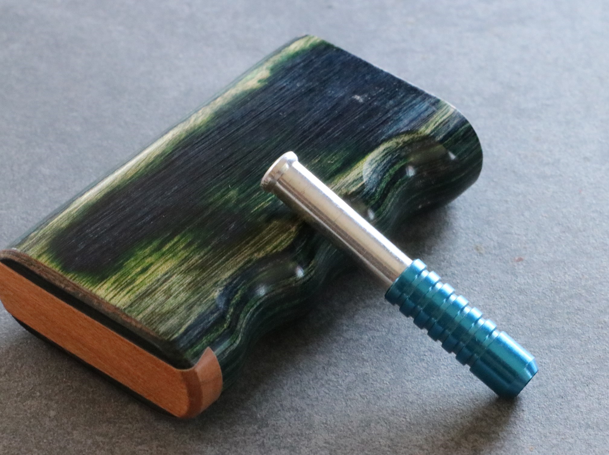 2" Ribbed Metal One Hitters-Self Eject-Designed for 3" Dugouts - Brass Pipe for Dugouts