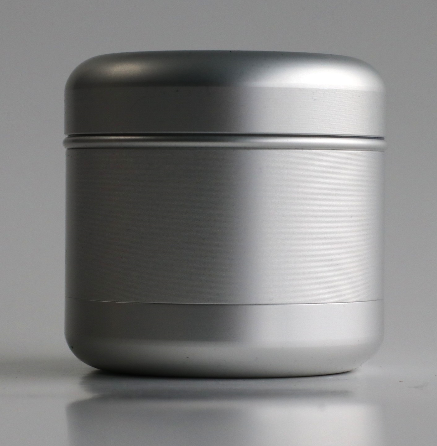 PRO 420 Herb Grinder-2" Diameter-4 Piece Professional Herb & Marijuana Grinder - PRO 420 Herb Grinder